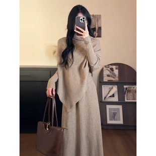 巨好看韩系穿搭一整套2026新款斜肩针织连衣裙子女秋冬季长裙套装