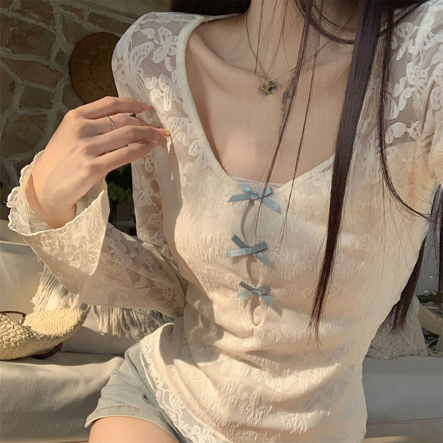 夏季辣妹风蕾丝蝴蝶结修身T恤