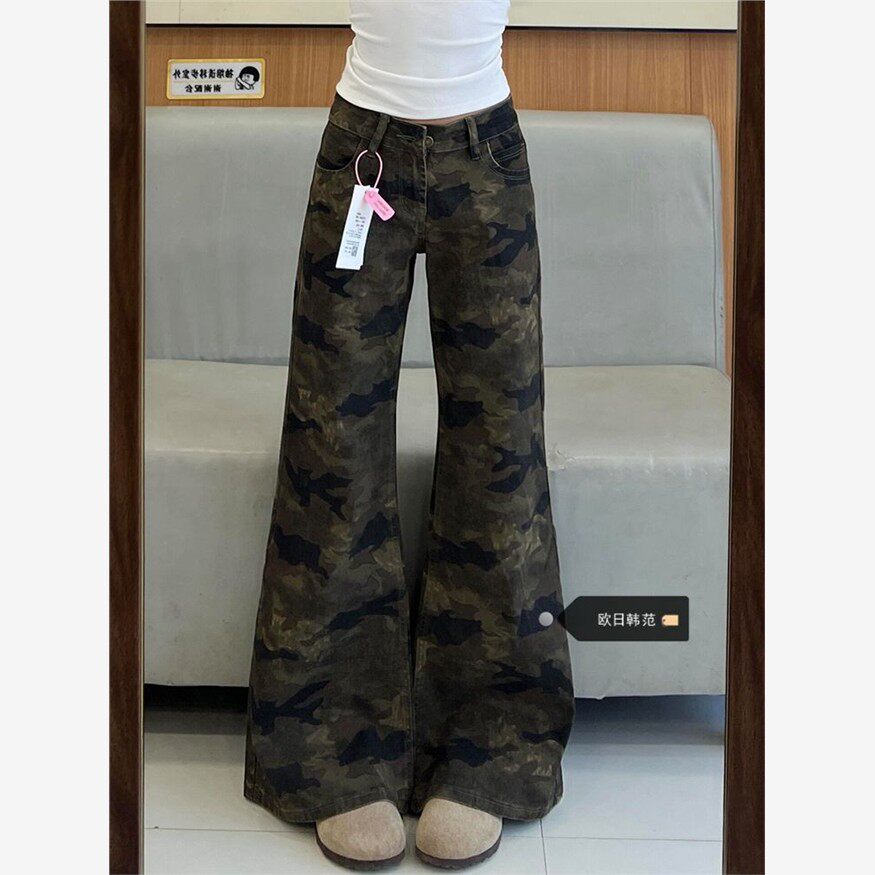 大码显瘦微喇叭松弛感迷彩牛仔裤女春季2026新款高腰直筒阔腿裤子