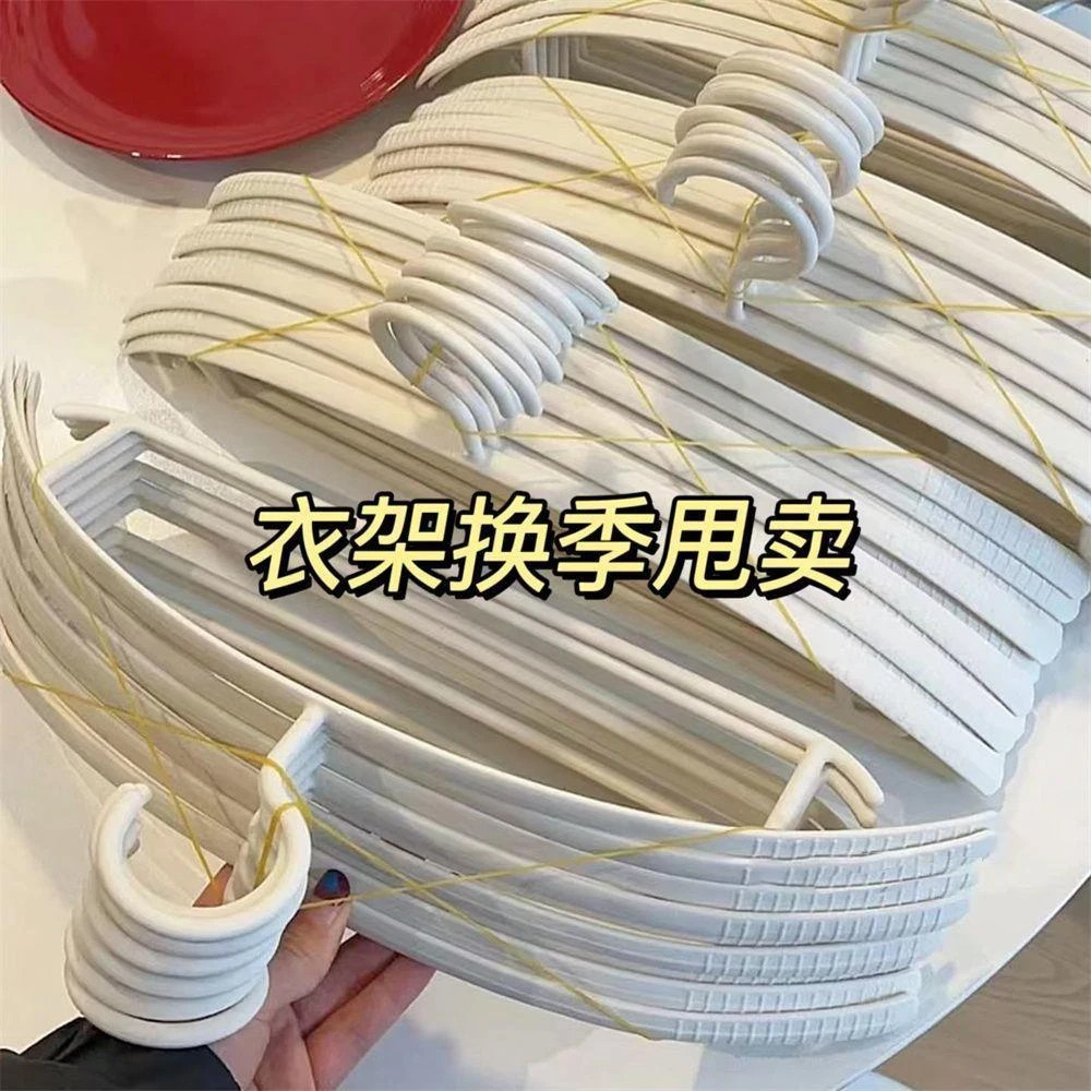 防滑无痕衣架家用挂衣防肩角图片