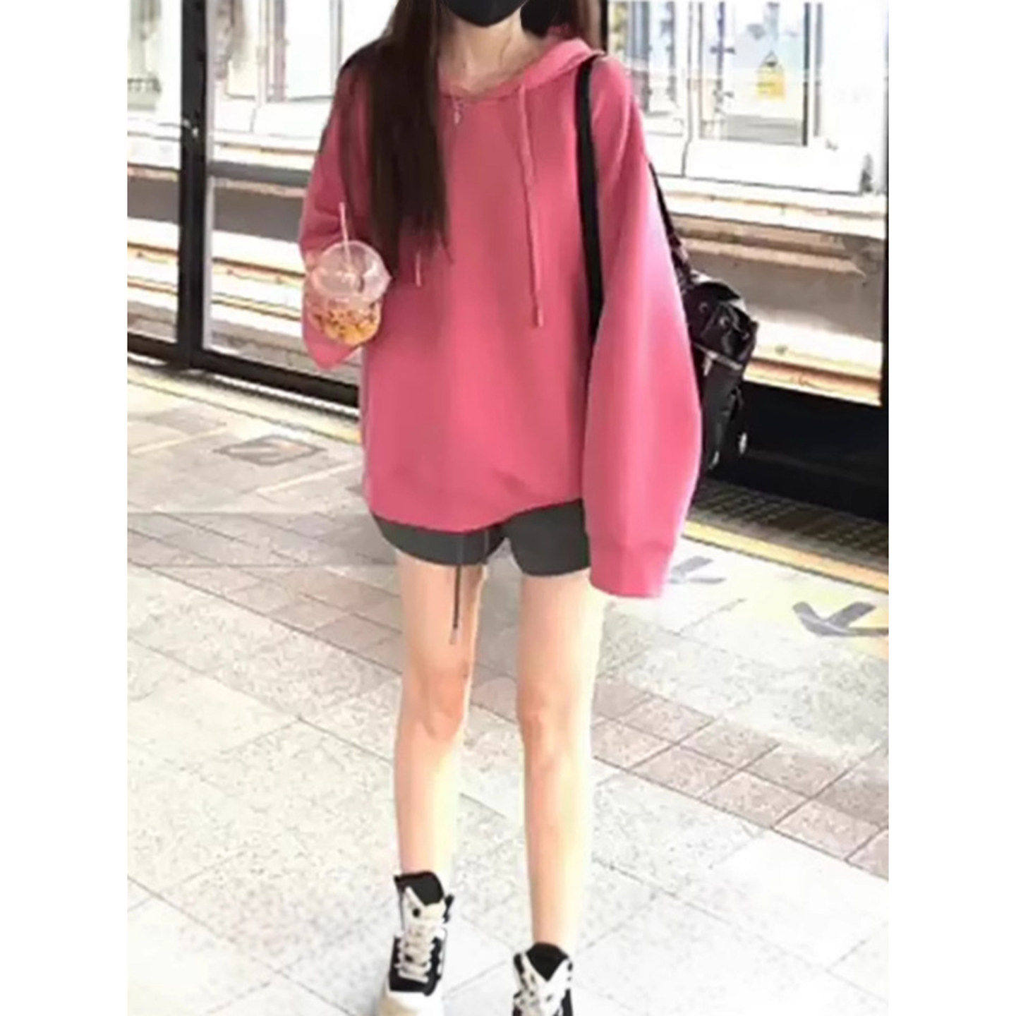 粉红色连帽运动衫女2026新款秋冬加绒宽松显瘦减龄慵懒风休闲上衣