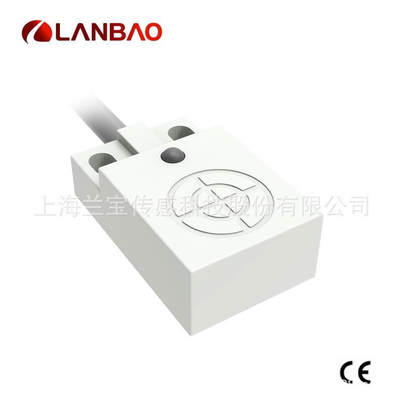 兰宝方形传感器LE10SF05DPO PNP常开5mm直流3线IP67 电感接近开关