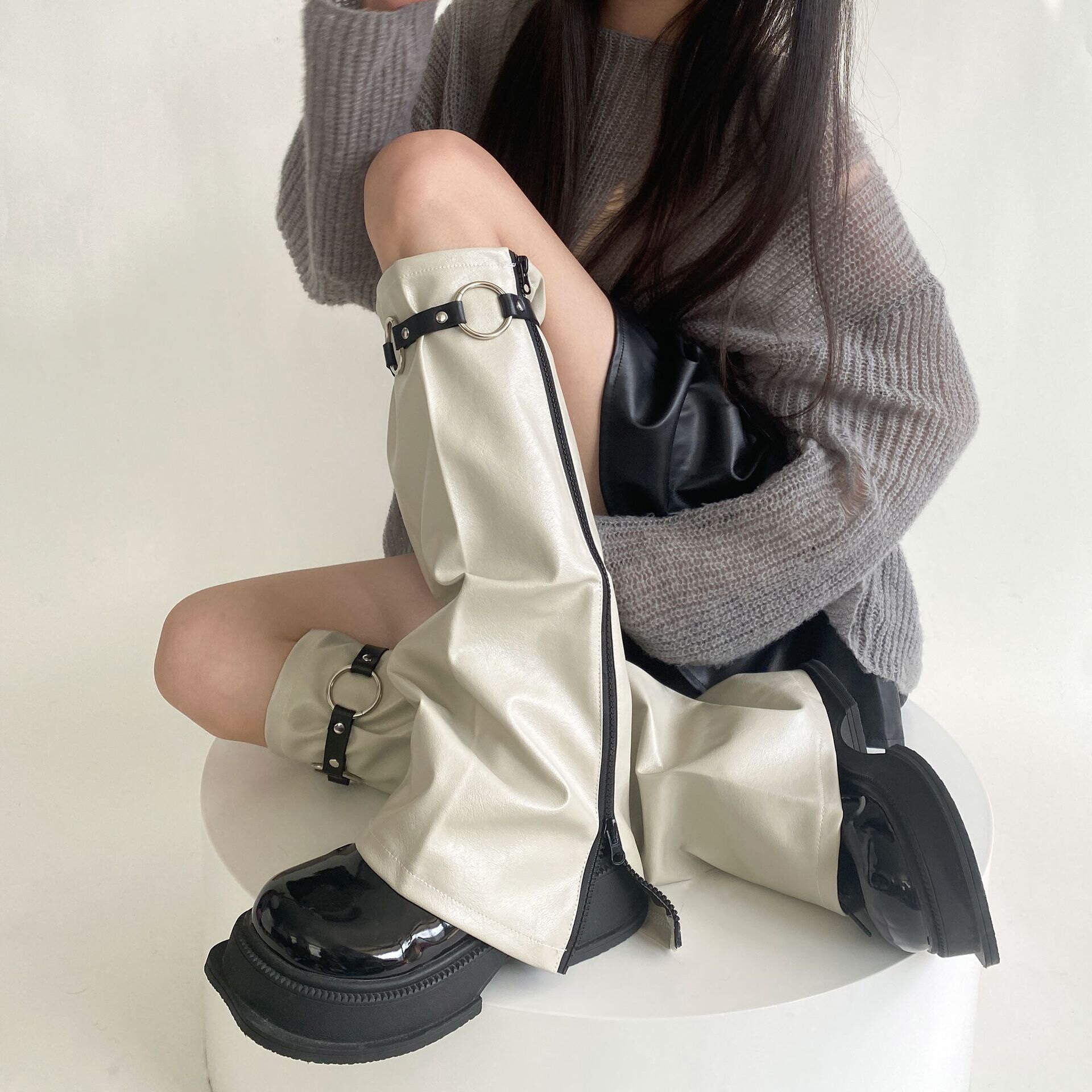 皮质腿套2023新款y2k原宿风亚文化靴套铁环系带设计侧边拉链袜套