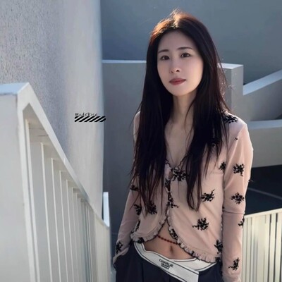 裸色碎花荷叶边半透喇叭袖开衫