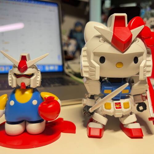 凯蒂猫元祖网红潮玩新品元祖Hello Kitty扎古网红高达模型玩具
