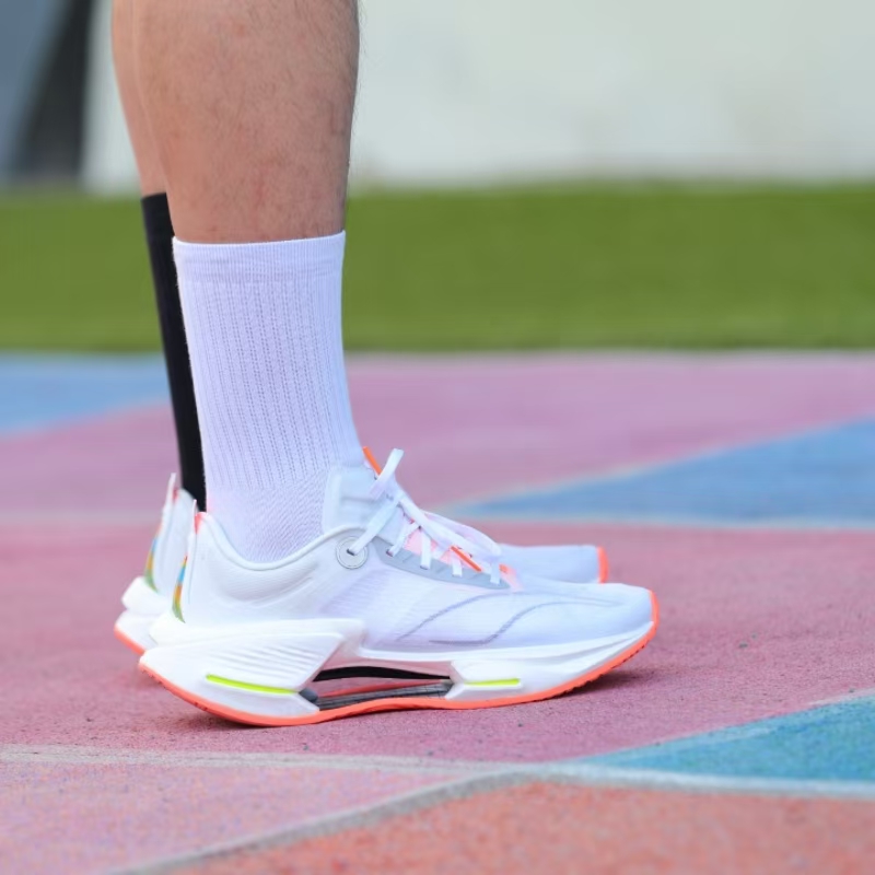 小绝影3.0马拉松专业透气跑步鞋男鞋新款减震回弹双层碳板运动鞋