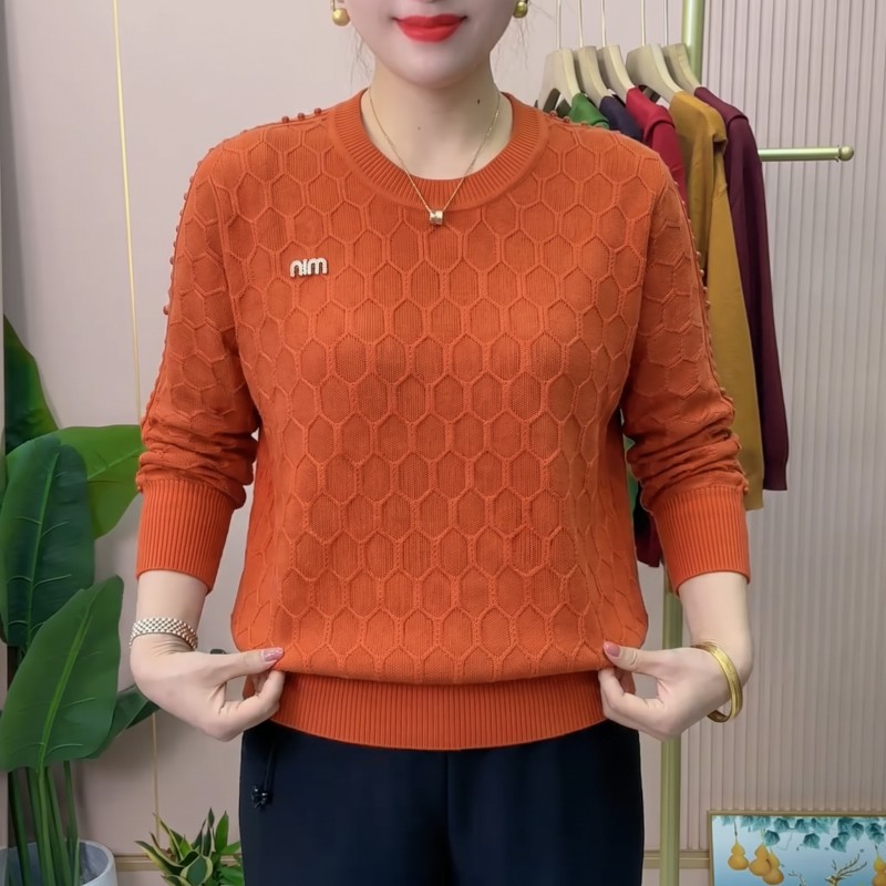 韩版小众钉珠蝙蝠袖纯色妈妈针织衫2026秋季新款洋气减龄大码毛衣