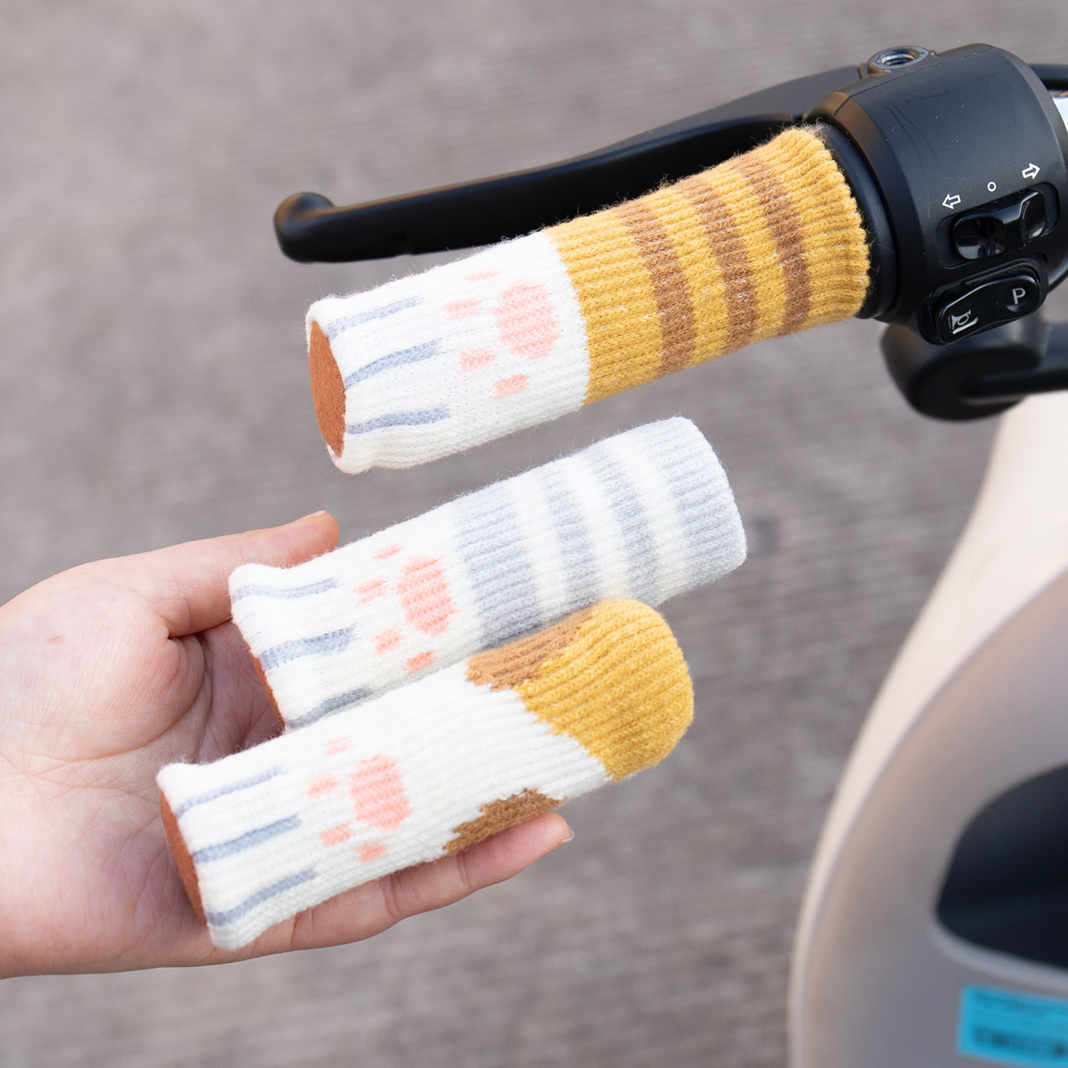 新款电动车把手套加厚针织冬季防滑电瓶车摩托车三轮车自行车把套