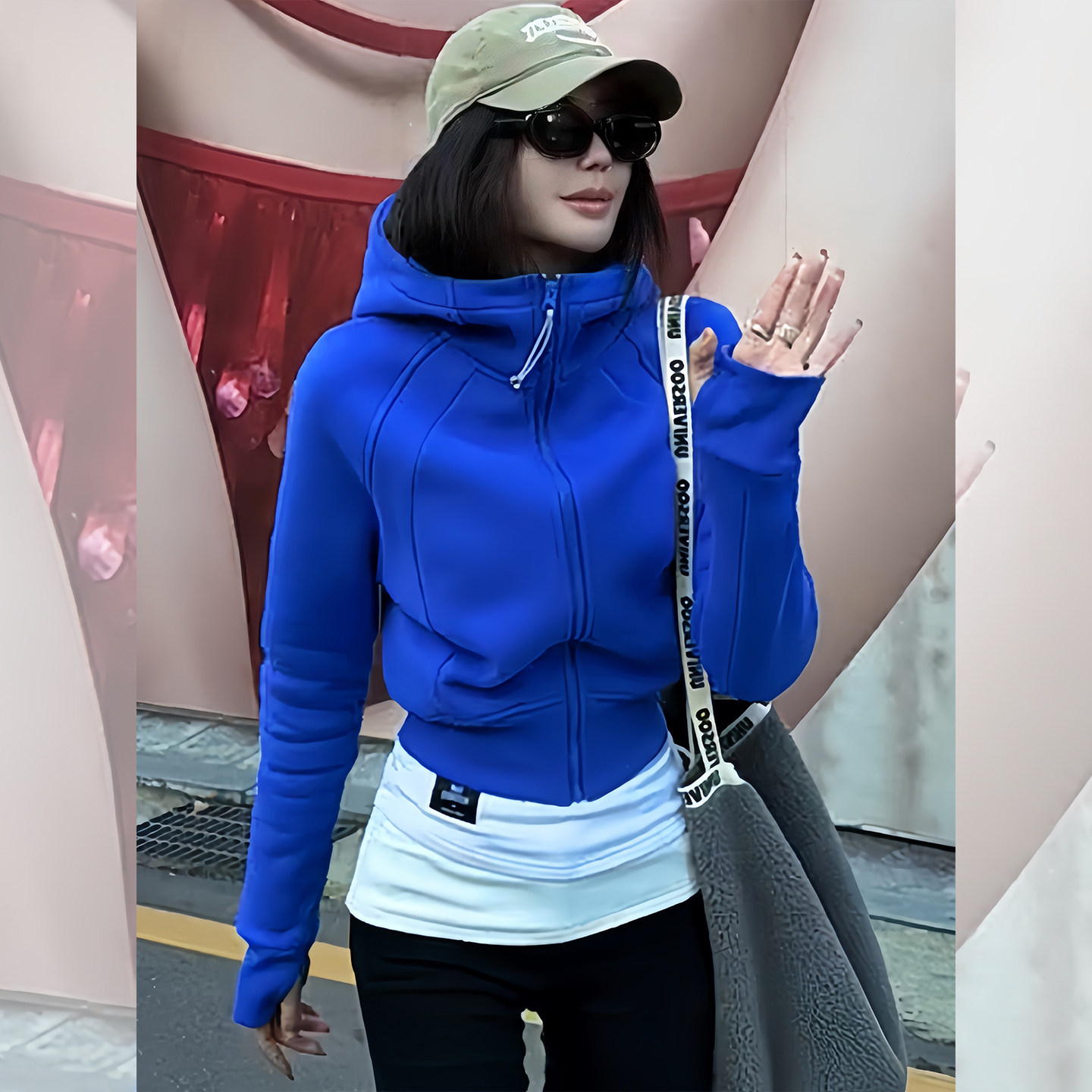 亮蓝序曲~克莱因蓝带帽卫衣女款2026新款春秋短款拉链开衫外套,女装/女士精品,大码内搭,淘宝优惠券,粉丝福利购,淘宝优惠卷