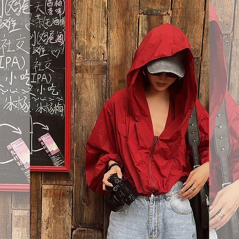 2026初春新款洋气防风防晒薄款冲锋衣显白气质休闲红色连帽外套女,女装/女士精品,短外套,淘宝优惠券,粉丝福利购,淘宝优惠卷