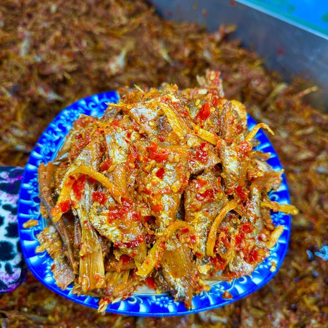 杨巧妹香辣咸鱼小黄鱼辣椒酱即食美食咸香辣口下饭下酒菜江西美食