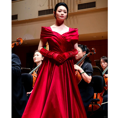 红色礼服2025新款声乐艺考民歌独唱比赛主持人演出服长裙高端大气