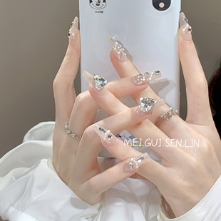 公主亮晶晶带钻美甲 虞美人手工2025新年穿戴甲法式 玫瑰森林