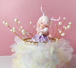鹿角少女麋鹿精灵蛋糕烘焙摆件幽静之鹿公主网红创意生日蛋糕装饰