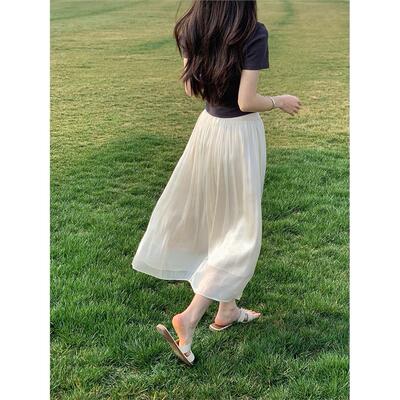 2025年夏季女士优雅飘逸