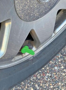 4 * 3CM GLOW IN THE DARK - Penis Valve Stem Cap Perfect Pran