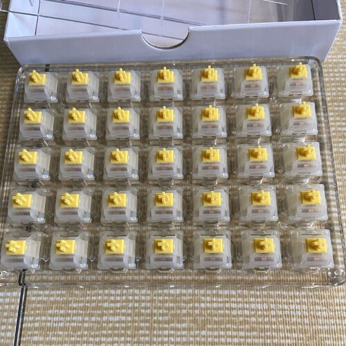 35Pcs Gateron CAP Switch Milky Yellow Switch Extras 3pin RGB
