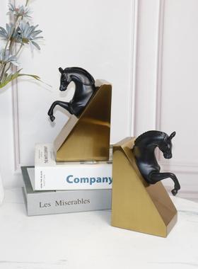 黄马头书档摆件欧式现代酒店家居书房书架样板房装饰书靠