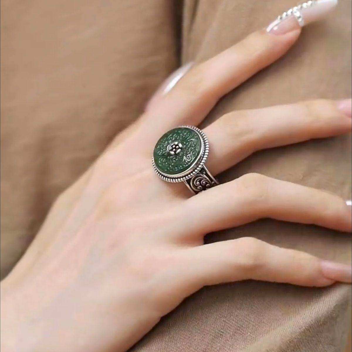 复古925银碧玉雕花牡丹花