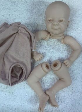 43CM Soft Toy Realistic Baby Sleeping Doll Model