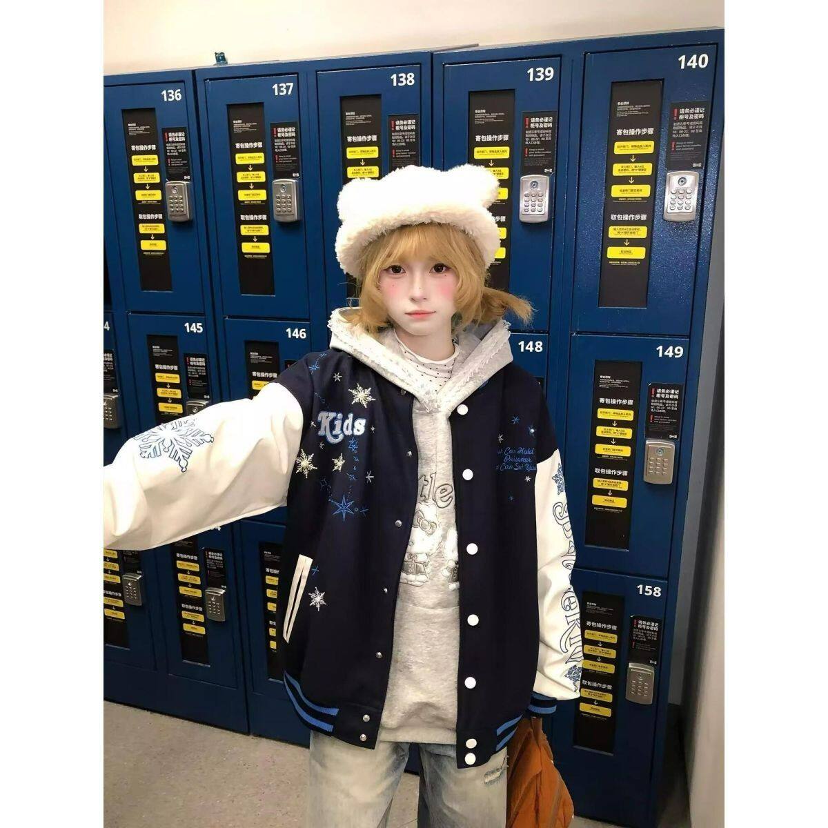美式复古雪花刺绣棒球服学生春款潮流外套女情侣简约百搭夹克上衣