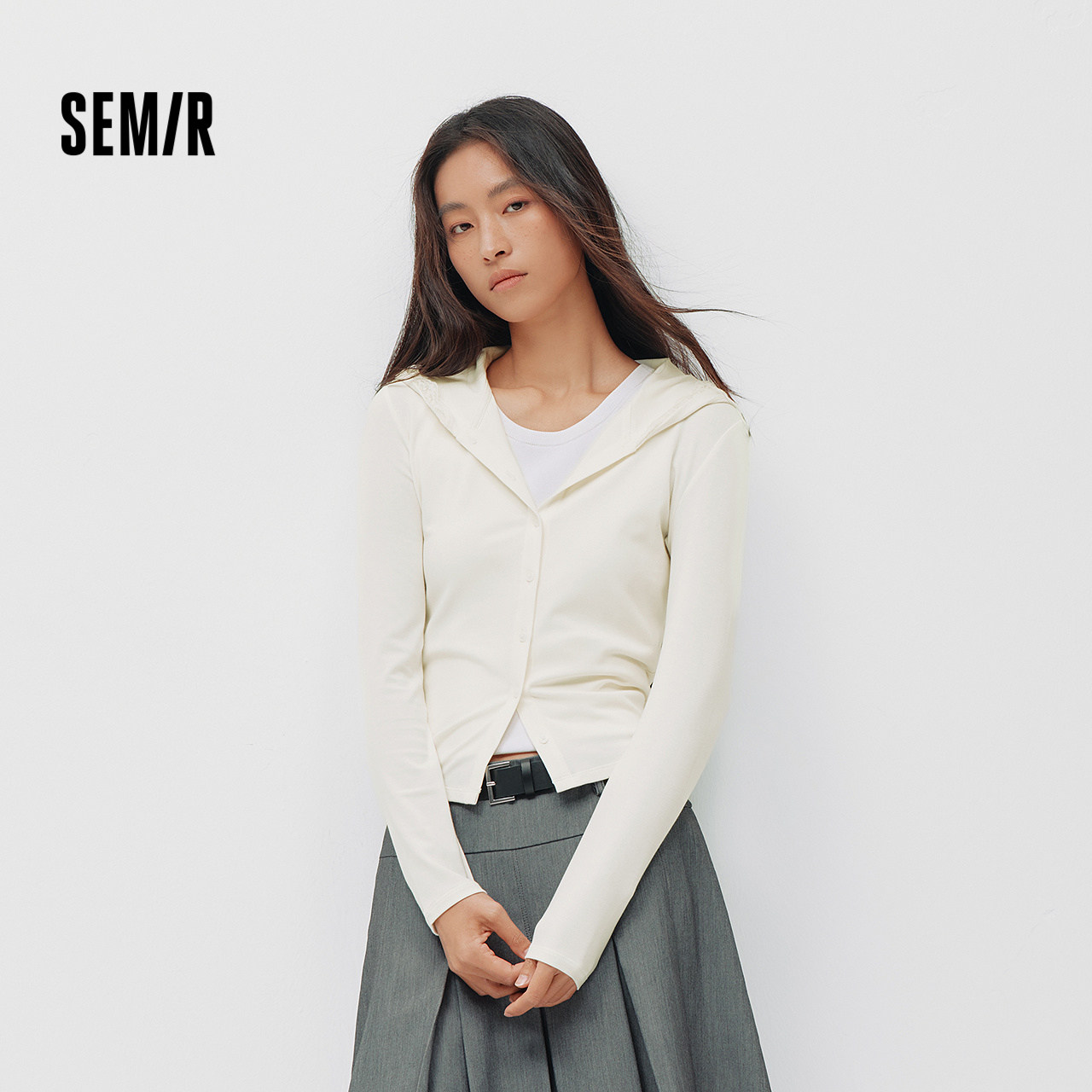 森马蕾丝连帽白色短款长袖T恤女