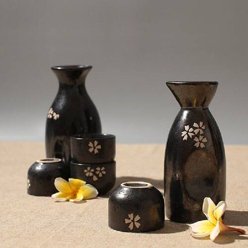 Five sets Japanese cherry high grade sake bottle four