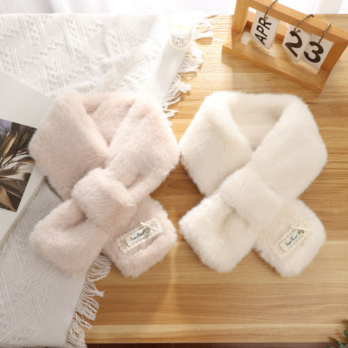 小毛绒清新可爱围巾女秋冬防寒花朵脖套保暖百搭交叉毛毛围脖学生