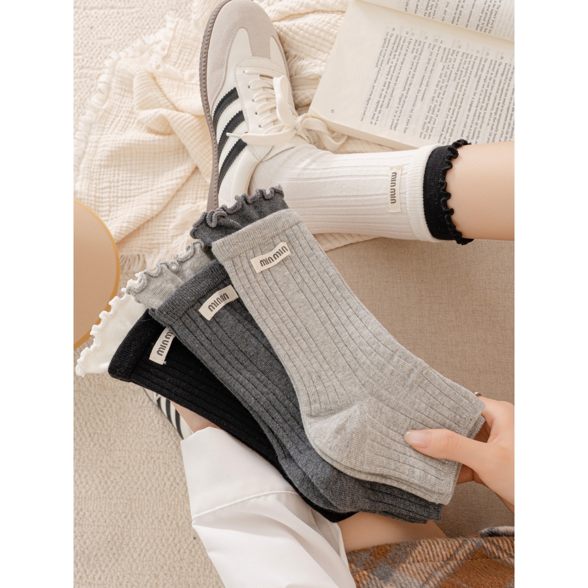 miu风布标踩脚袜套女秋冬保暖花边芭蕾风短筒半截袜百搭睡眠长袜