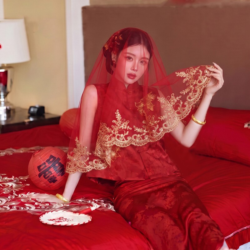 金丝花边红盖头很难不出片图片