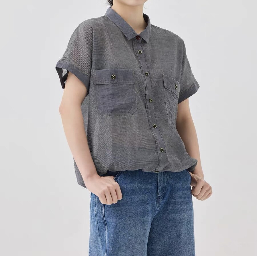 斯琴2026夏专柜正品灰色格子短袖上衣翻领宽松衬衫衬衣BFXS01125