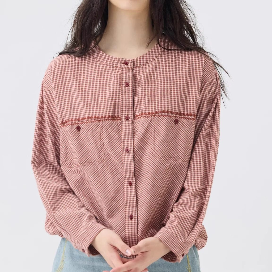 斯琴2025专柜正品棉质格子绣花宽松衬衫长袖衬衣上衣女BEQS009109