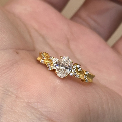 新款点钻鸽子蛋戒指复古宫廷风满