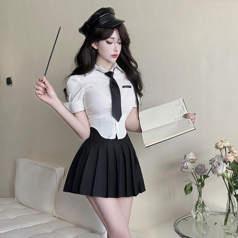 夏季学院风短袖衬衫女制服纯欲酒吧工作服收腰白色衬衣短款上衣