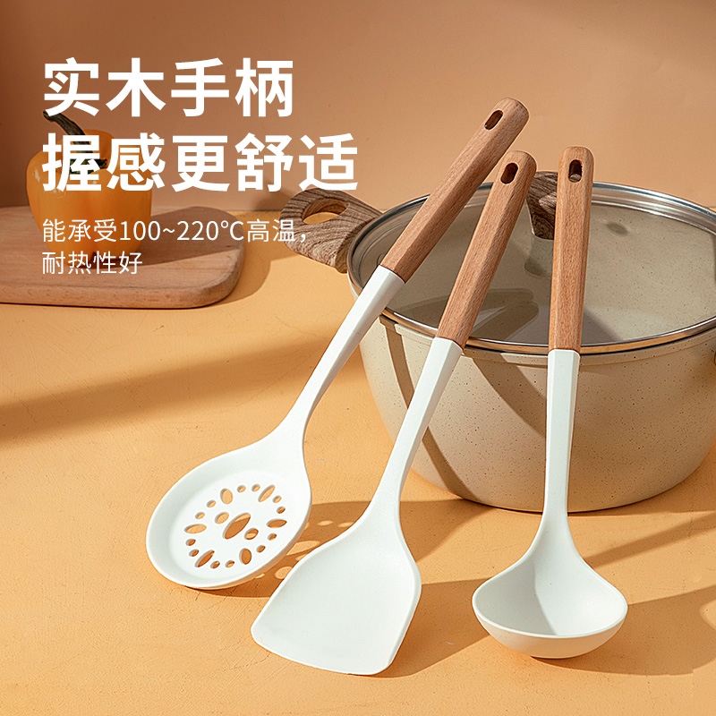 Silicon pot shovels with a spoonful of soup leaking shovels