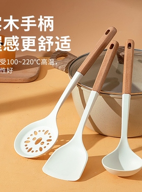 Silicon pot shovels with a spoonful of soup leaking shovels