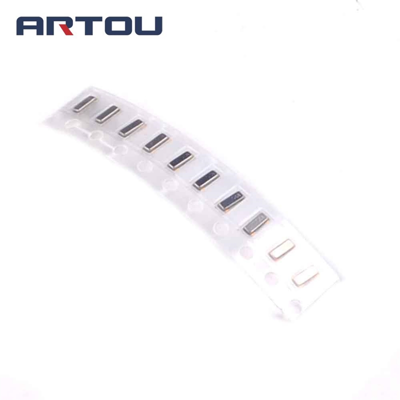 20PCS CSTCE8M0V53-R0 D 8MHZ 8.00MHZ CSTCE8.000M 3.20x1.30mm