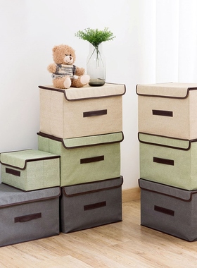 Homes can fold the clothes in the clothing cabinets of the K