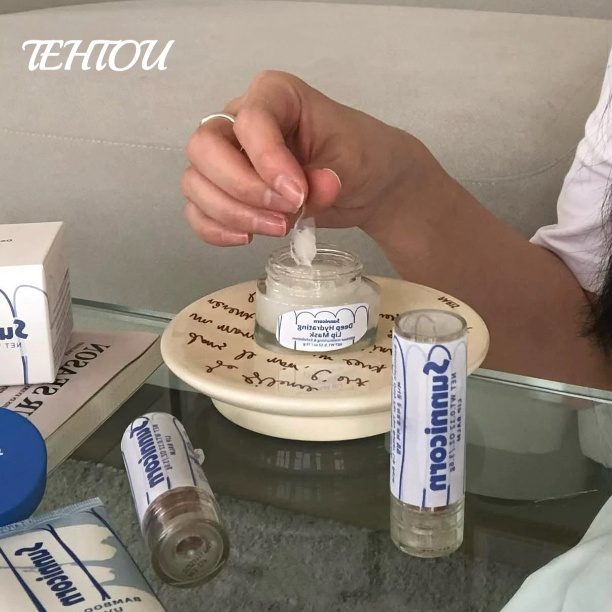 韩国新品▲sunnicorn润唇膏