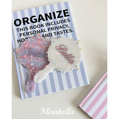 MIRABELLA私人定制英文名字随身镜复古可爱风化妆镜女便携小魔镜