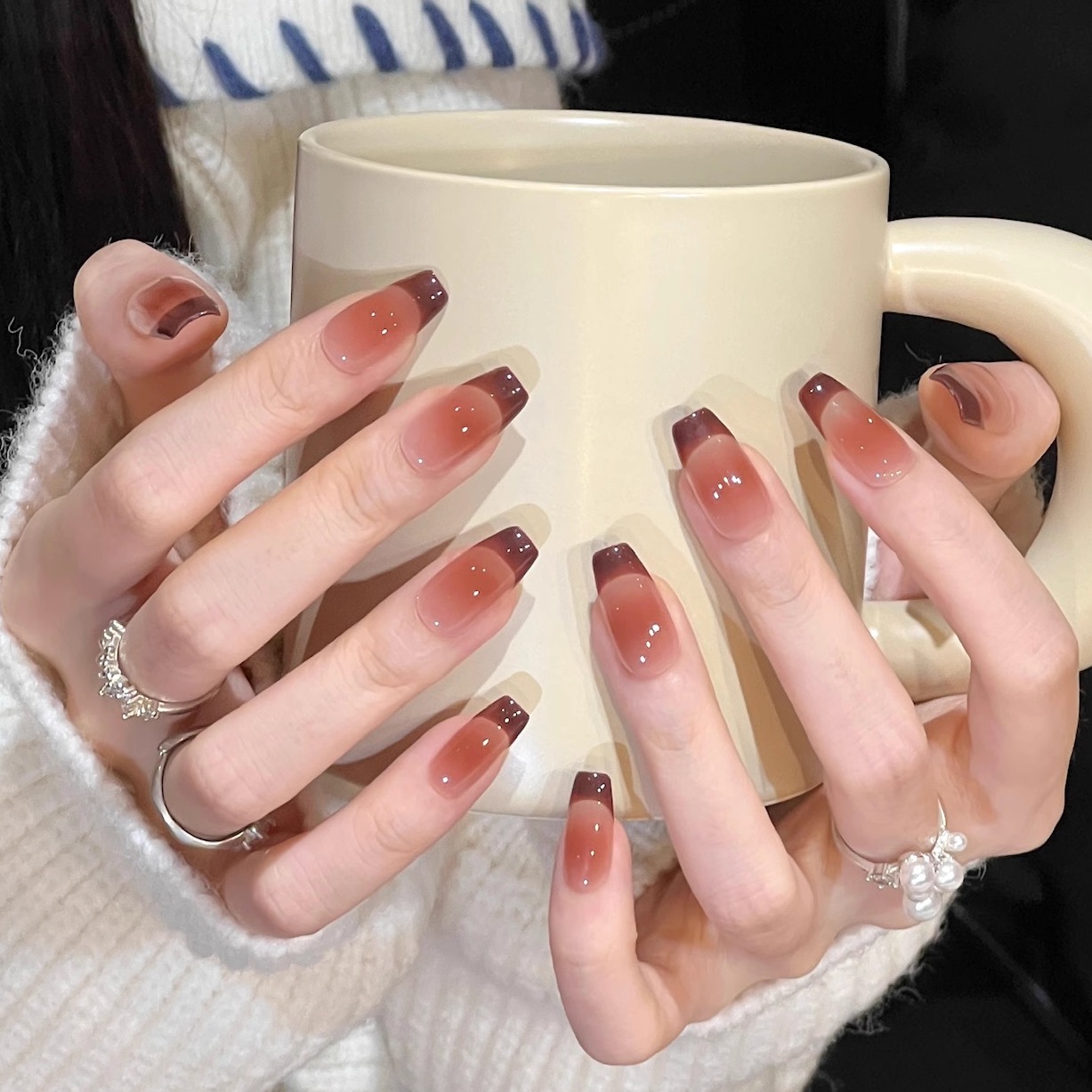 艺人秋冬琥珀色显白法式手工美甲穿戴甲中长款简约法式高级感贴片