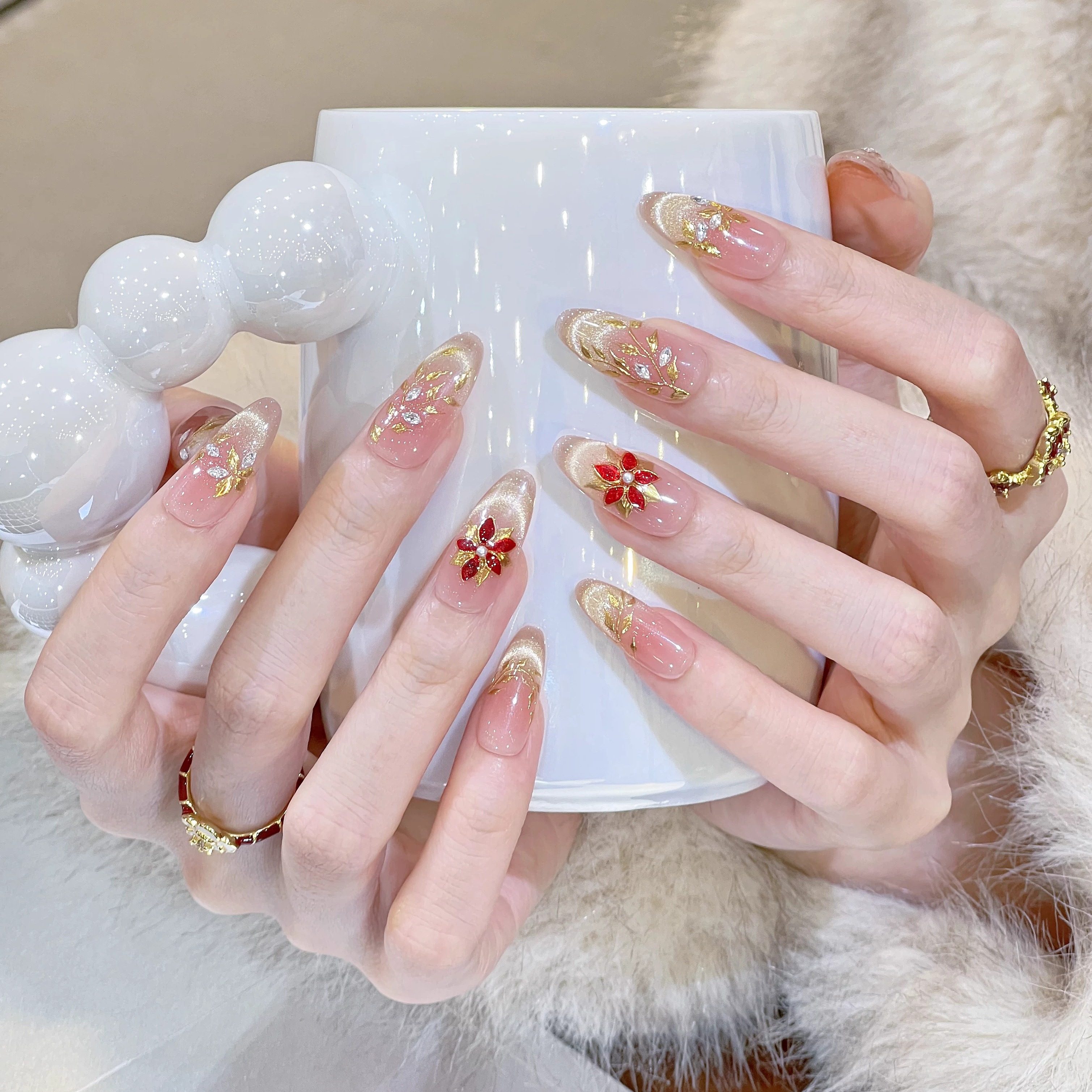 艺人新年招财金花手工美甲穿戴甲短款轻奢法式猫眼高级感指甲贴片,彩妆/香水/美妆工具,穿戴甲/甲片,淘宝优惠券,粉丝福利购,淘宝优惠卷