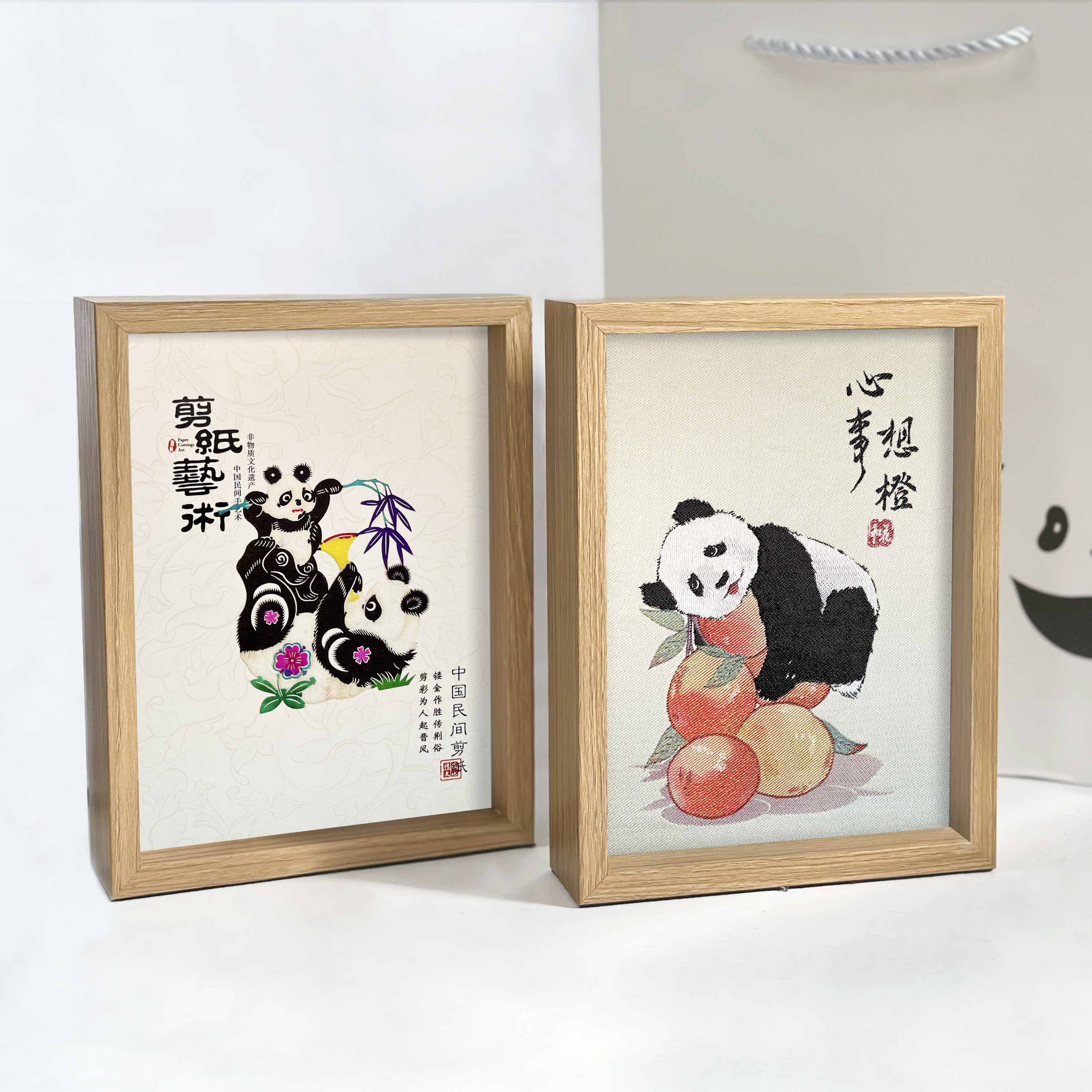 蜀锦蜀绣简约现代中国风特色熊猫刺绣摆件纪念品出国送外国人礼物