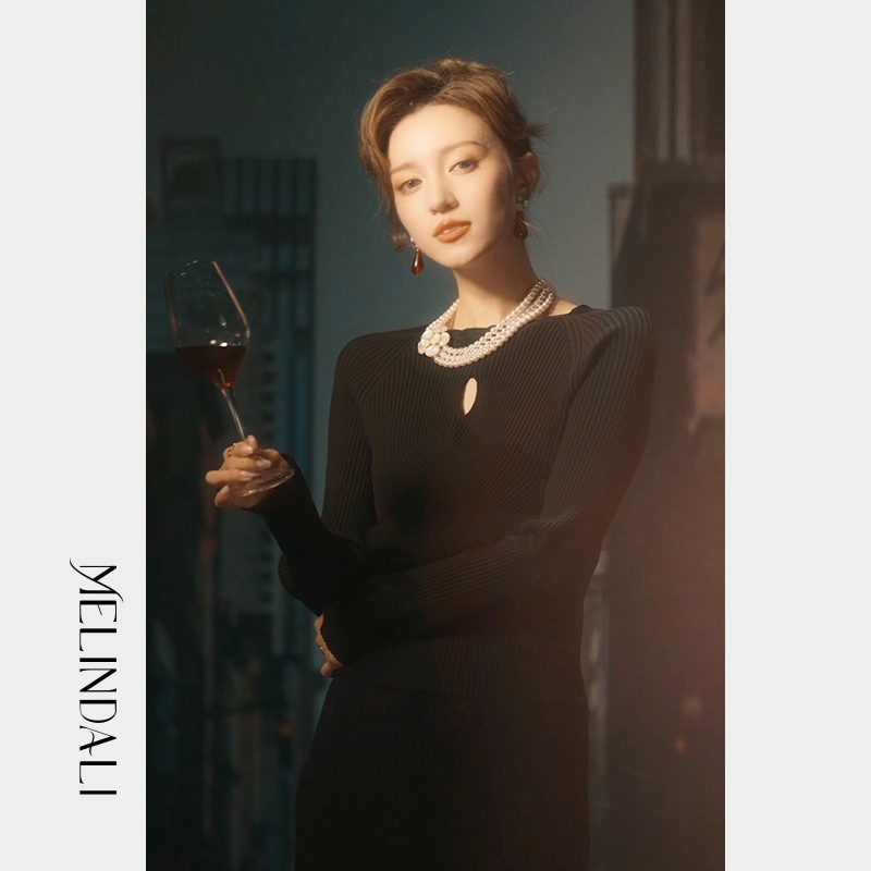 MELINDA LI【幽兰】早春新款镂空交叉围裹修身针织套头毛衣