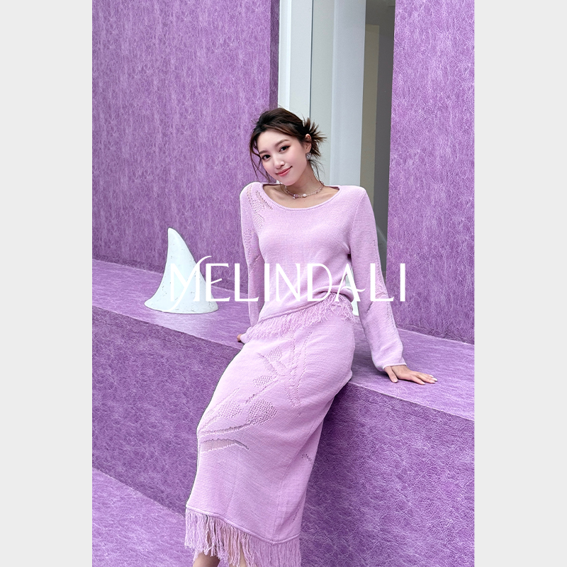 MELINDA LI【邂逅郁金香】法式优雅郁金香挑孔流苏毛衣半裙套装