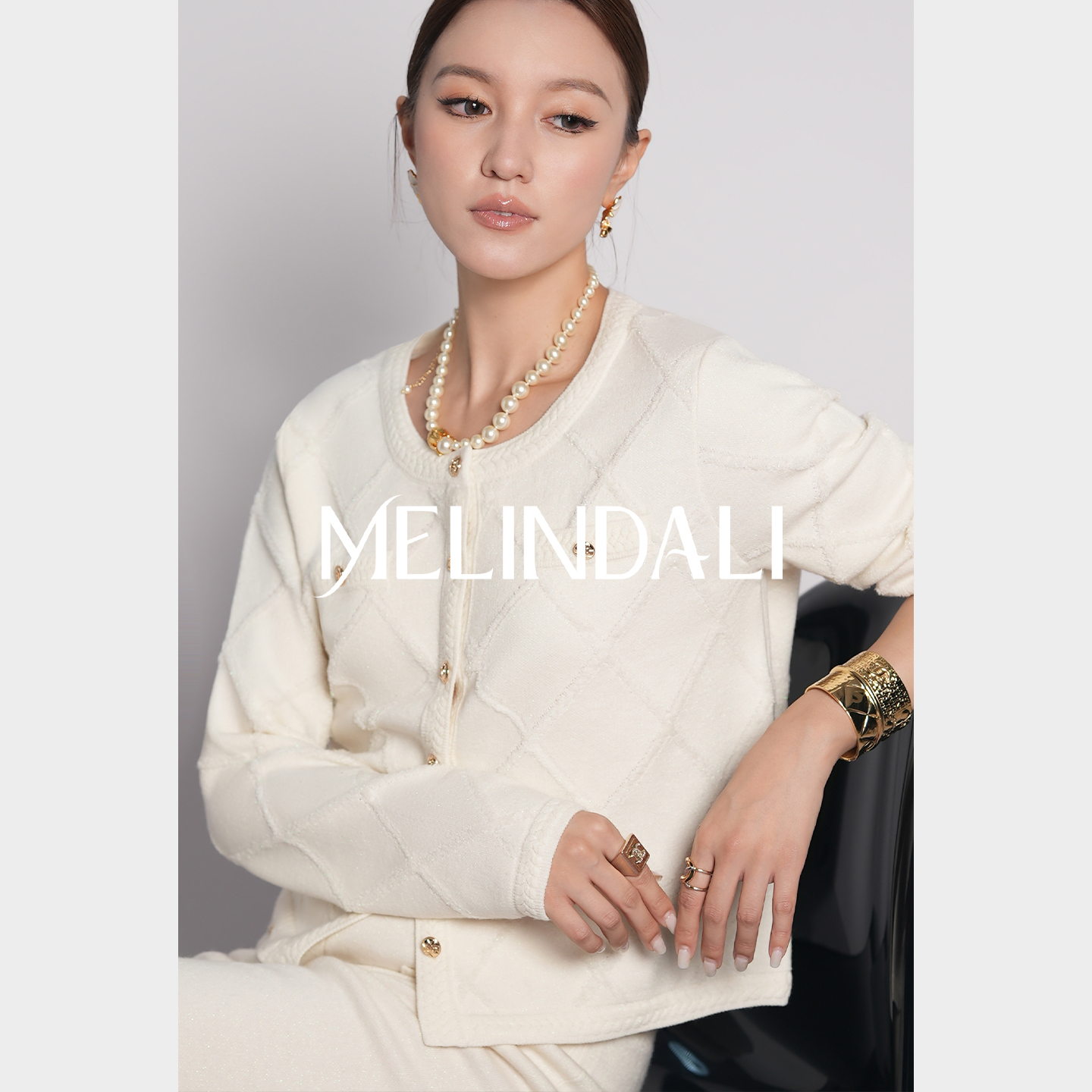 MELINDA LI【香软套】48支绵羊毛幻彩葱小香风针织毛衣长裤套装