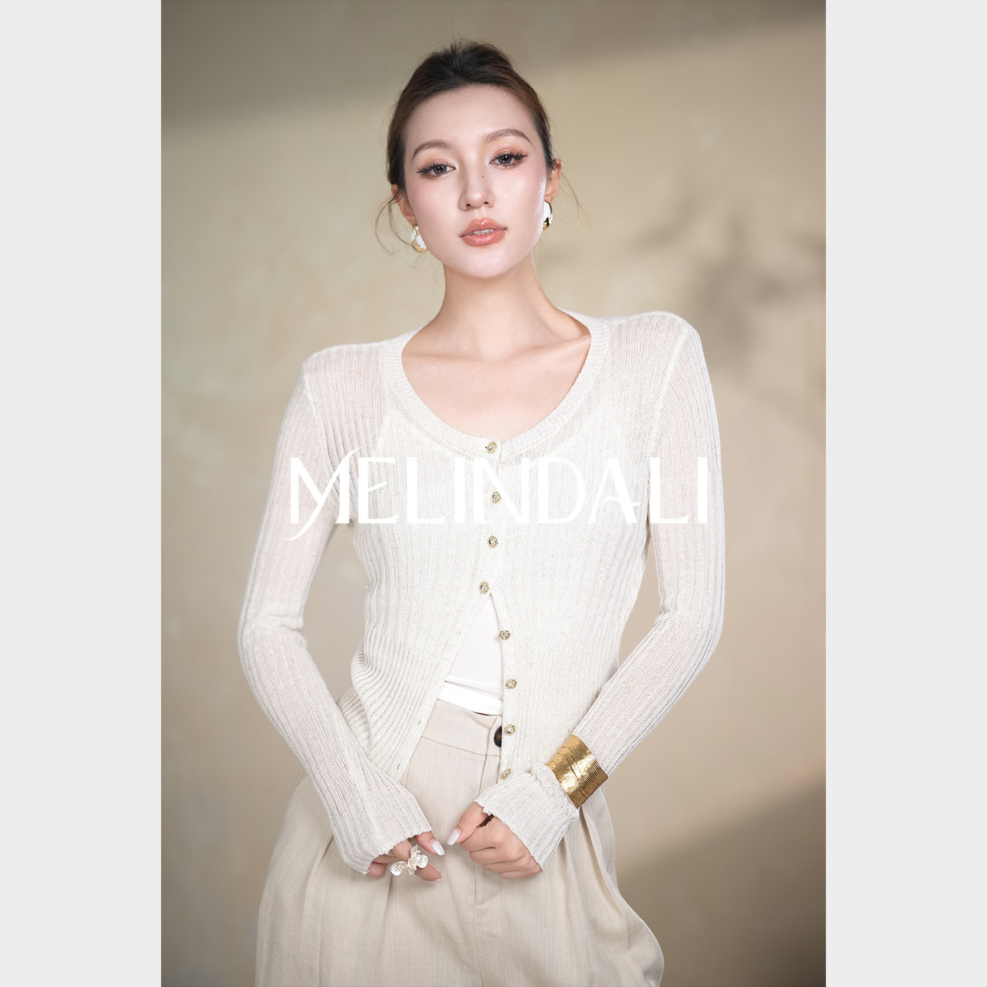 MELINDA LI【老钱星光】珠片莱赛尔亚麻微透春夏薄款针织开衫上衣图片