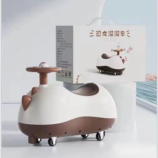 新款儿童花生车四轮防侧翻便携式轻便学步车宝宝平衡车溜溜车滑行