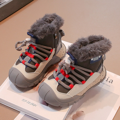 女童雪地靴子2025秋冬儿童短靴加绒加厚男童软底耐磨皮靴休闲棉靴