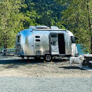 房车营地复古轻奢卫浴车 未来舱小型清风车拓展基地野外露营拖挂式